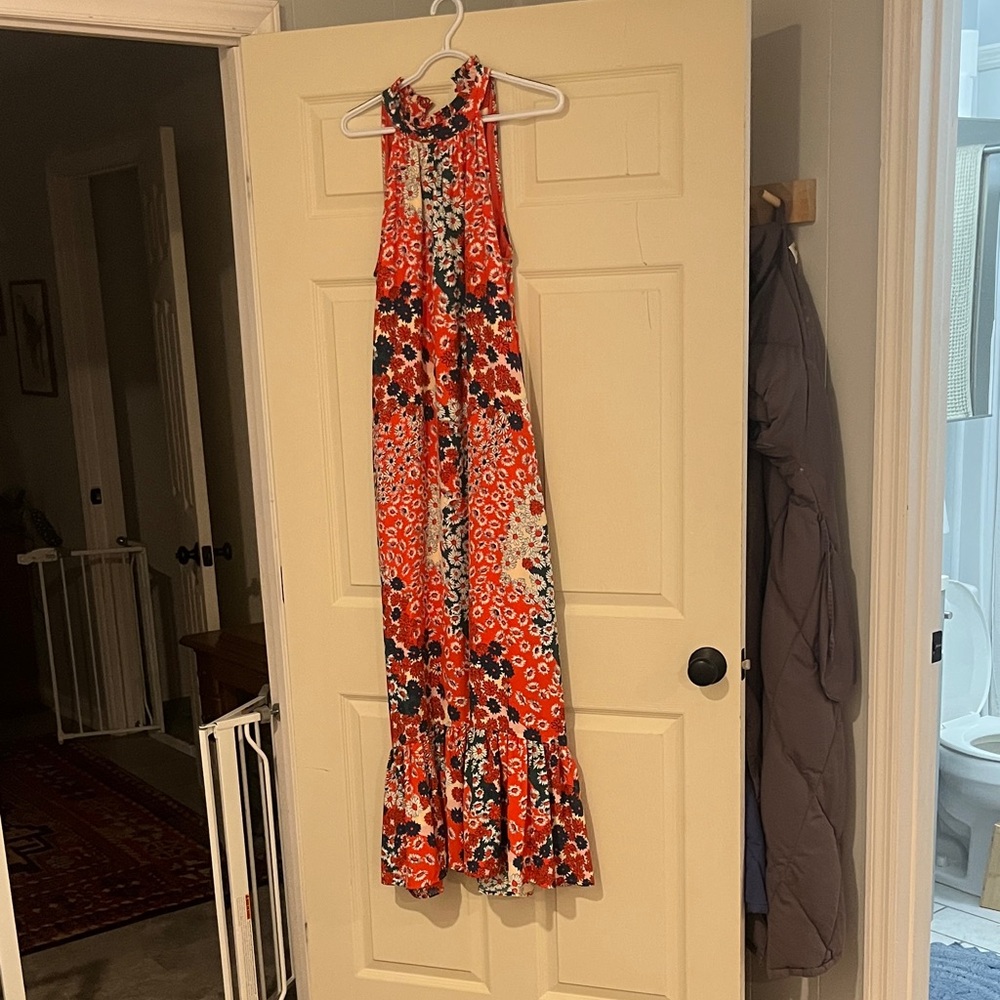 MELLODAY Vibrant Floral high neck dress. Orange, green, white and navy